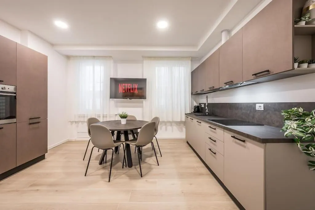 Apartment Ab Plus - Via Marconi 34 Bologna