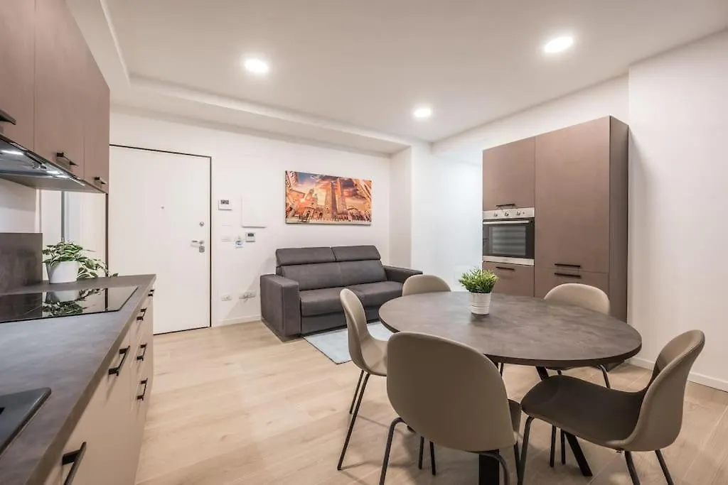 Apartment Ab Plus - Via Marconi 34 Bologna Italy