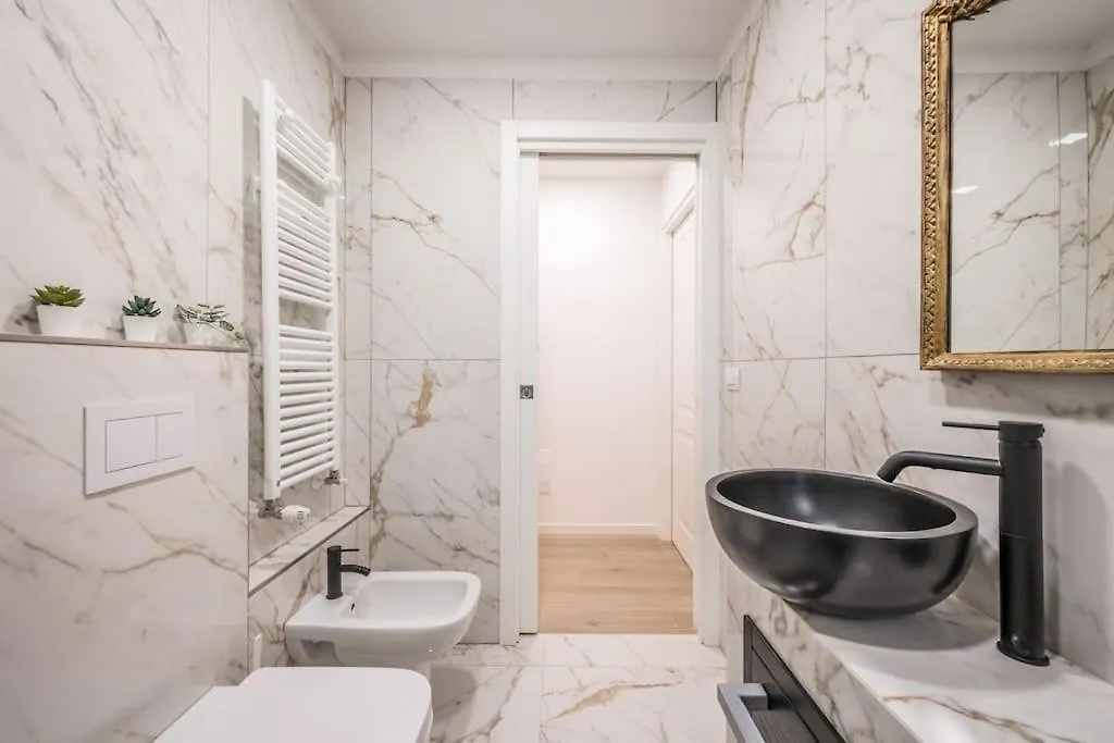 Apartment Ab Plus - Via Marconi 34 Bologna Italy